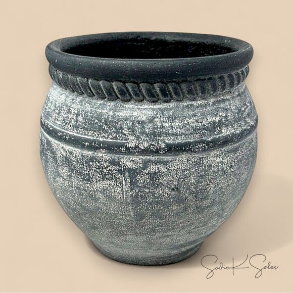 Medium Concrete Planter Vase Antique Finish - Threshold Studio McGee - Picture 5 of 5